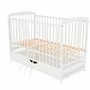 Patut din lemn bebe, 120x60 cm, Cu sertar cu capac, Din lemn de pin si mdf, Stabil si rezistent, Inaltime saltea reglabila pe 3 nivele, Laterala cu 3 bete detasabile, EN716-1, EN716-2, Alb, Babyneeds, Ola + Saltea 10 cm - 10