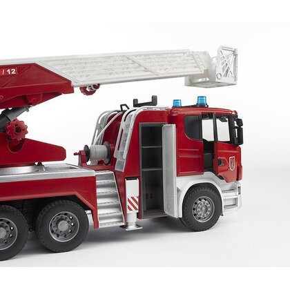 BRUDER - Masina de pompieri Camion Scania R-Series , Cu scara, Cu sirena, Cu pompa de apa