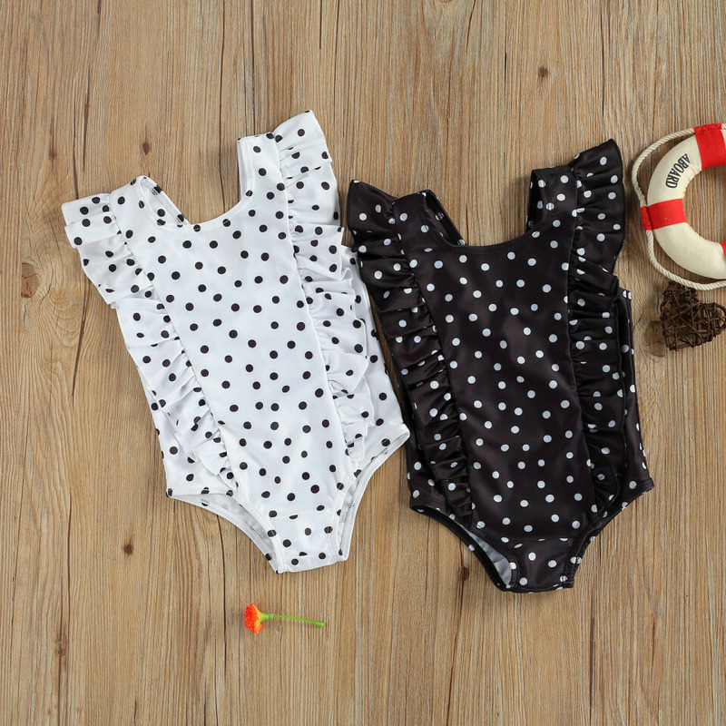 Costum de baie cu bulinute alb/negru (culoare: alb, marime: 120)