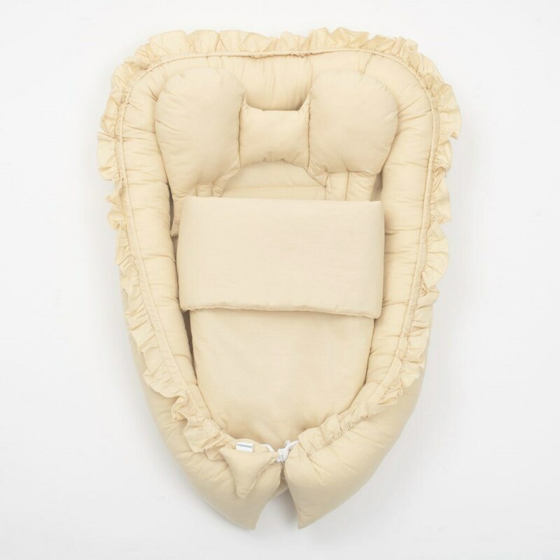 Cosulet bebelus, New Baby, Pentru dormit, Baby Nest 70 x 50 cm, Din bumbac, Include perna si patura, Sand