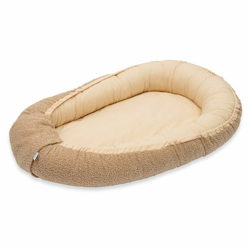 Cosulet bebelus, New Baby, Pentru dormit, Baby Nest, 80x50 cm, Din bumbac 100%, Tesatura teddy, 0 luni+, Dark Beige