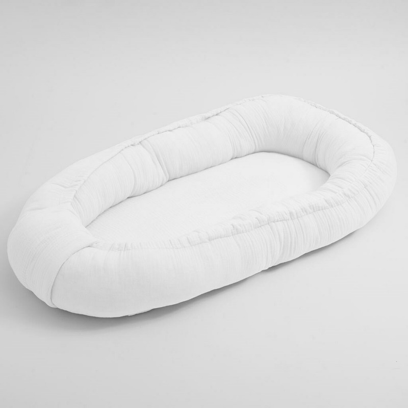 Cosulet bebelus pentru dormit, baby nest 80 x 50 cm, din muselina, din materiale certificate oeko tex standard 100, new baby, white