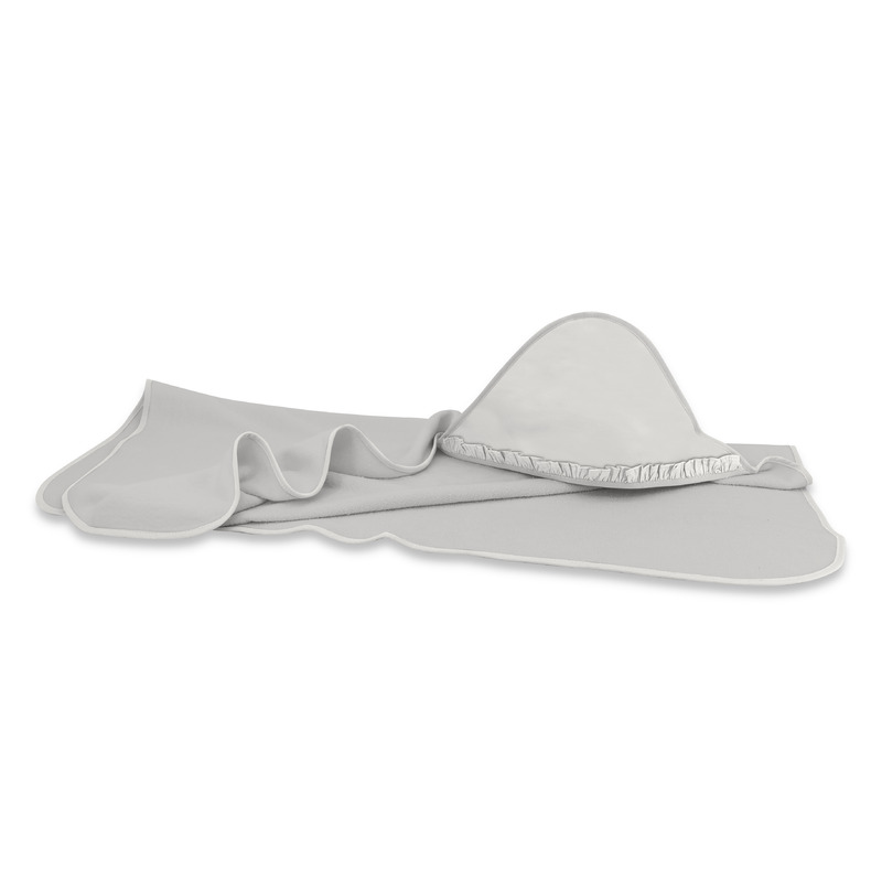 Miminu - prosop mare cu gluga si volanas, dimensiune 100x100 cm, din bumbac si thermo fleece, materiale certificate oeko tex standard 100, colectia royal, grey