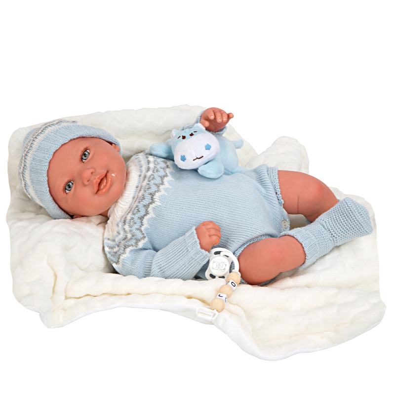 Papusa reborn bebelus realist arias ibai 45 cm cu patura si animal de plus