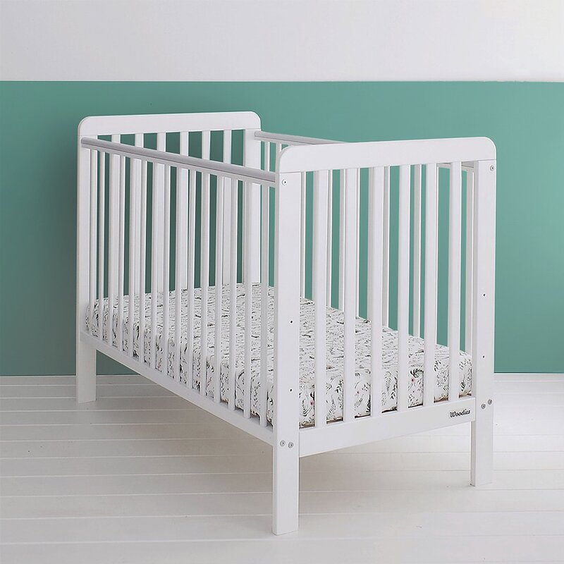 Woodies safe dreams - patut din lemn pentru bebe. inaltime saltea reglabila. clasic alb + saltea cocos 120x60x10 cm