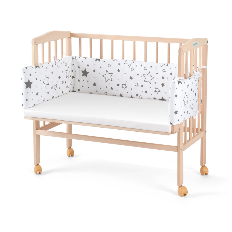 Patut pentru copii 2in1, 90 cm x 55 cm, lemn de fag, vopsea certificata, roti blocabile, laterala detasabila, co-sleeping, saltea inclusa, aparatoare laterala din bumbac, waldin, natur, cover, smix