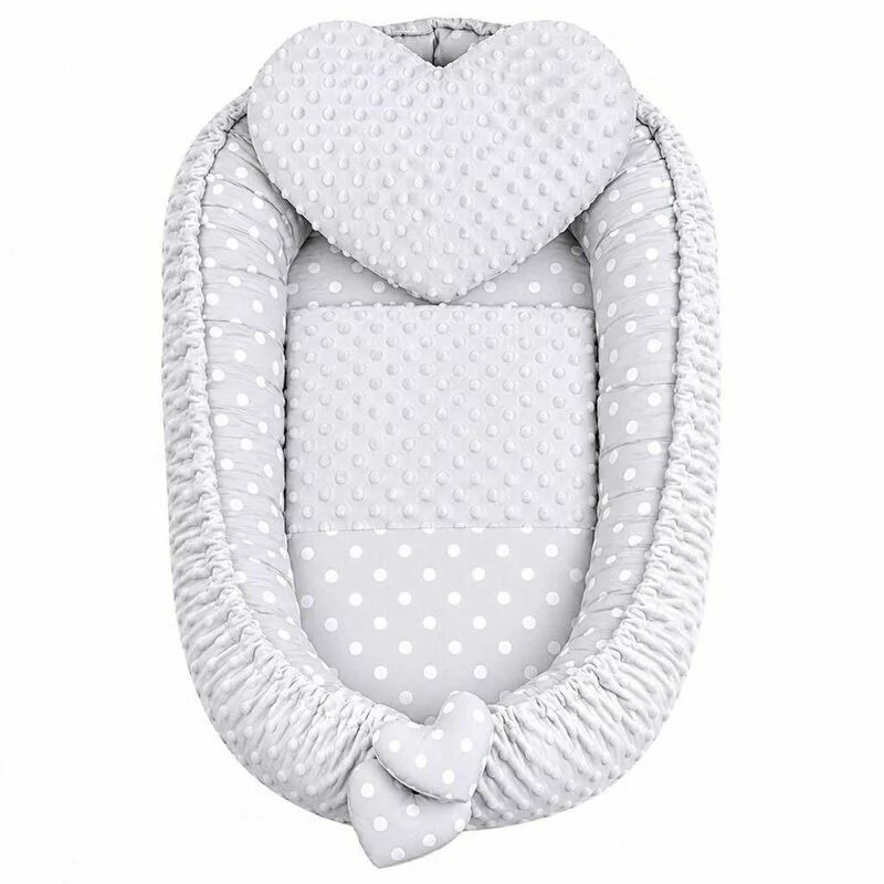 Set 3 piese, New Baby, Luxury, Baby Nest, Cu paturica si pernuta in forma de inima, Minky Heart Grey
