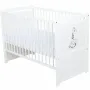 Patut din lemn bebe, Transformabil si pentru junior, 120x60 cm, Din lemn de pin si mdf, Stabil si rezistent, Inaltime saltea reglabila pe 3 nivele, Laterala cu 3 bete detasabile, EN716-1, EN716-2, Alb, Babyneeds, Nadia II, Girafa + Saltea 10 cm - 5