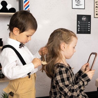 Smoby - Salon coafura pentru copii  Barber Shop, Barber and Cut negru