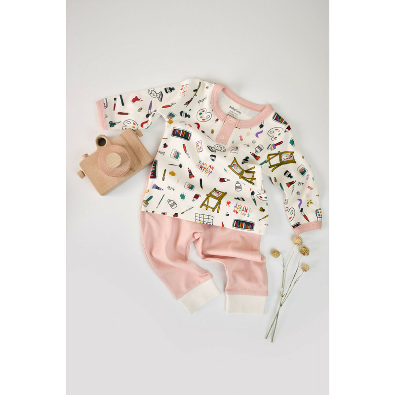 Set bluzita cu maneca lunga si nasturei si panataloni lungi, 100% bumbac organic, babycosy, pudra (marime: 18-24 luni)