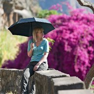 Umbrela de Ploaie 3 in 1 cu Protectie UV si Antivant