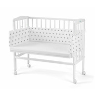 Waldin - Set Patut Bedside 2in1 Alb, 90 cm x 55 cm, laterala detasabila, co-sleeping, cu Saltea + Aparatoare alba cu stelute gri