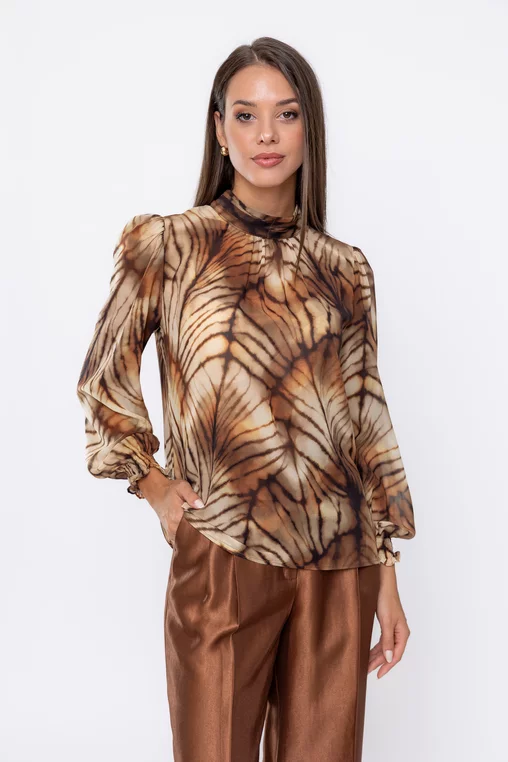 Bluză Caramel voal imprimat cu guler încrețit B4540 thumbnail picture - 