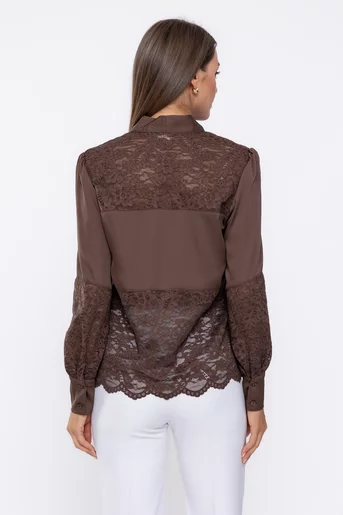 Bluză elegantă cu inseție dantelă maro BKA0902