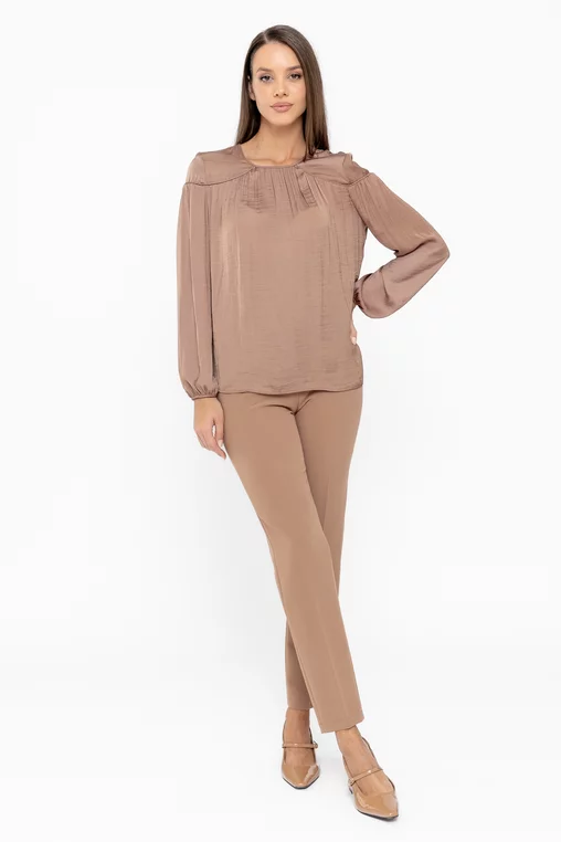 Bluză lejeră cu piping mocha B4538 thumbnail picture - 