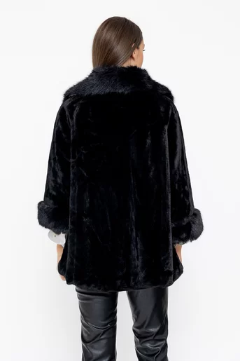 Jachetă evazată din blană neagră JFI1001