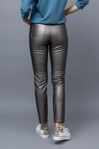 Pantaloni piele ecologica cu buzunare aplicate gri peliculizat P2310