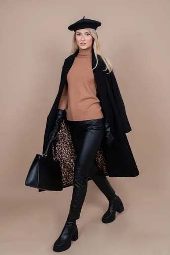 Pantaloni piele ecologica cu buzunare aplicate negri P2310