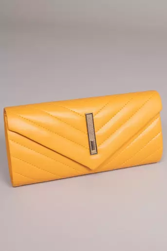Poseta plic cu accesoriu metalic galbena  P99