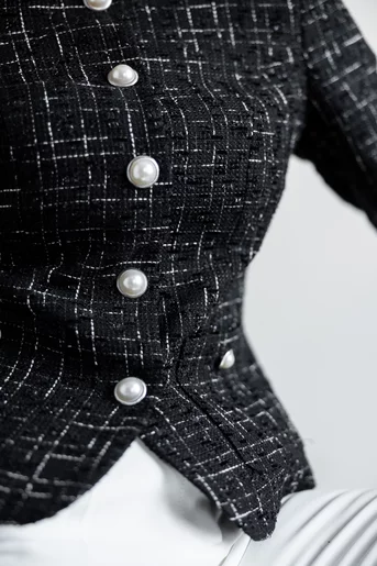 Sacou Caramel elegant cu nasturi perlă negru S1516