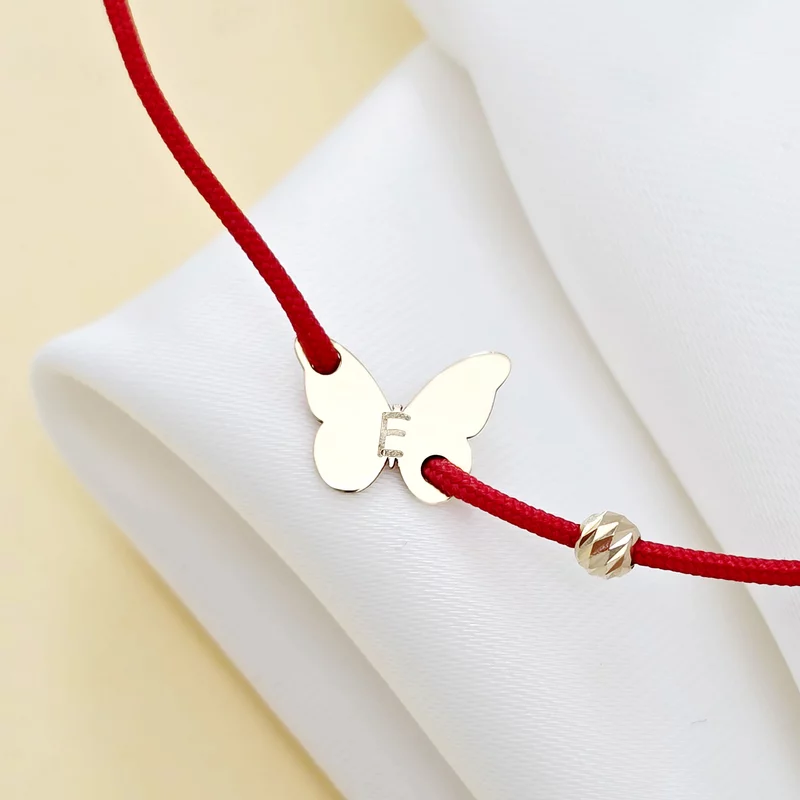 14K Arany Karkötő - Repülő Pillangók - Kezdőbetűvel és Arany golyócskával