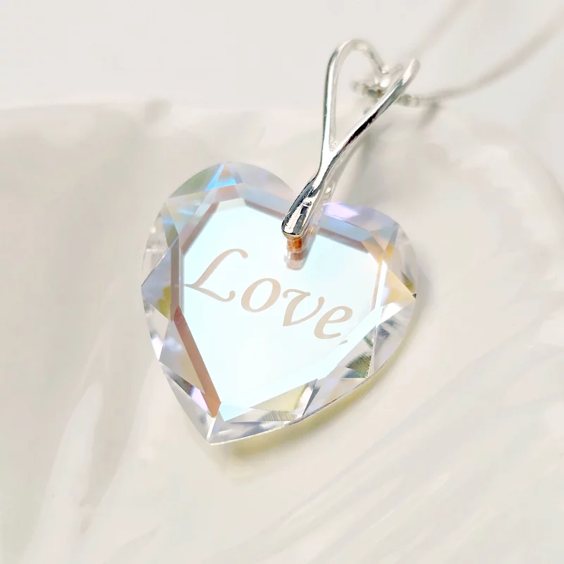 925 Ezüst lánc gravírozott szívvel Swarovski kristály medál - Aurora Borealis
