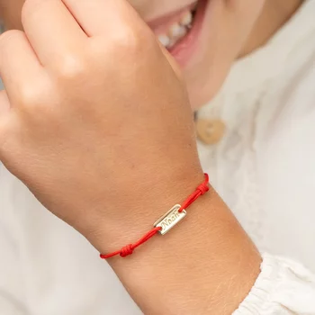 Baba Karkötő - 925 Sterling Ezüst Név Lemez  - Piros Zsinór