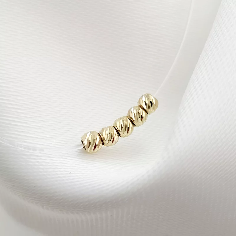 Choker 5 db 2 mm-es golyóval - 14K sárga arany - Szilikon lánc karabineres csattal