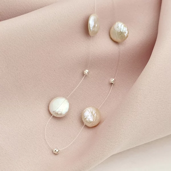 Choker Nyaklánc – Lapított Gyöngyökkel és 925 Sterling  Ezüst Golyók