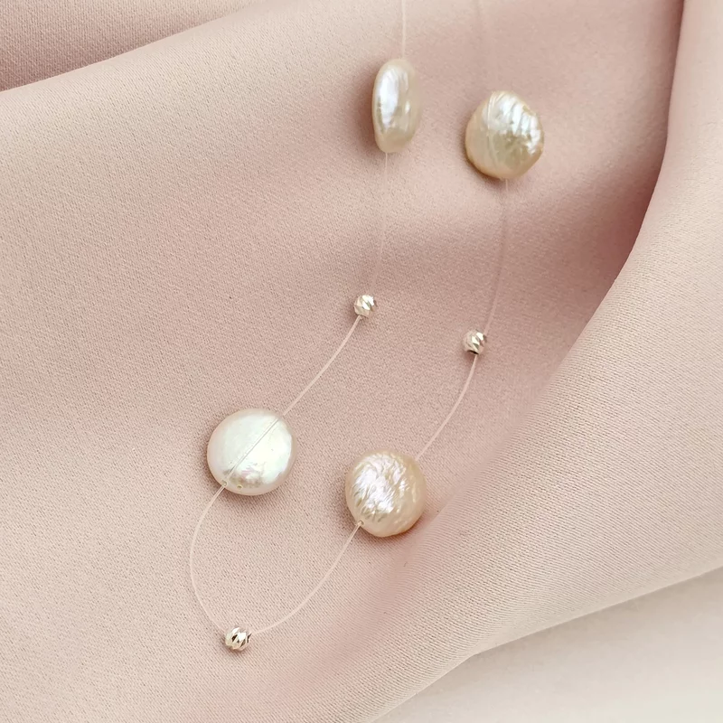 Choker Nyaklánc – Lapított Gyöngyökkel és 925 Sterling  Ezüst Golyók