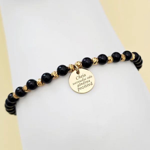 ÉLETERŐ Karkötő - Siker Kulcsa - Charm és 18K Sárga Aranyozott 925 Sterling Ezüst gömbök, - Ónix ásvány gyöngyök -  Karabíner kapocs lánchosszabbítóval