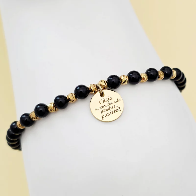 ÉLETERŐ Karkötő - Siker Kulcsa - Charm és 18K Sárga Aranyozott 925 Sterling Ezüst gömbök, - Ónix ásvány gyöngyök -  Karabíner kapocs lánchosszabbítóval