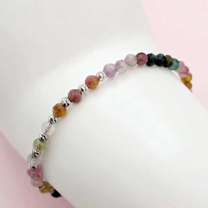 ÉLETERŐ karkötő - Sokszínű Védelem - 925 Sterling Ezüst gömbökkel 2,5 mm Turmalin ásvány gyöngyökkel - állítható bordó zsinór