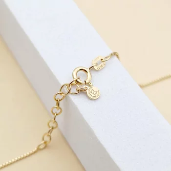 Életfa Nyaklánc - Személyre Szabott Nevekkel -  18K Sárga Aranyozott 925 Sterling Ezüst - Körkapocs