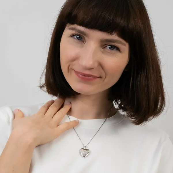 Fényképes Szív Nyaklánc -  I love you to the moon and back -  Ezüst 925 Ródium bevonattal