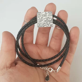 3 Rétegű Fonott Bőr Karkötő Ezüst QR Kód Lemezzel