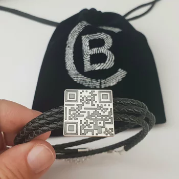 3 Rétegű Fonott Bőr Karkötő Ezüst QR Kód Lemezzel