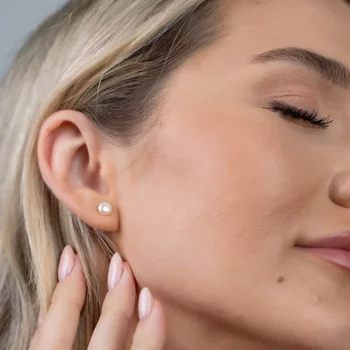 Gyöngy Fülbevaló – Fehér Elegancia Cseppjei – 925 Sterling Ezüstből