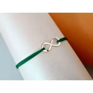 Infinity karkötő - gravírozott szív és tánc - 925 ezüst és piros húr