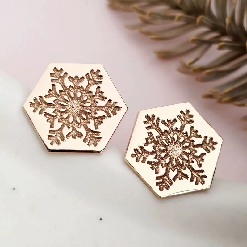 Karácsonyi fülbevaló - Hatszögletű modell - Hópehely - Ezüst 925 18K Rose Gold bevonattal - csavaros záródás