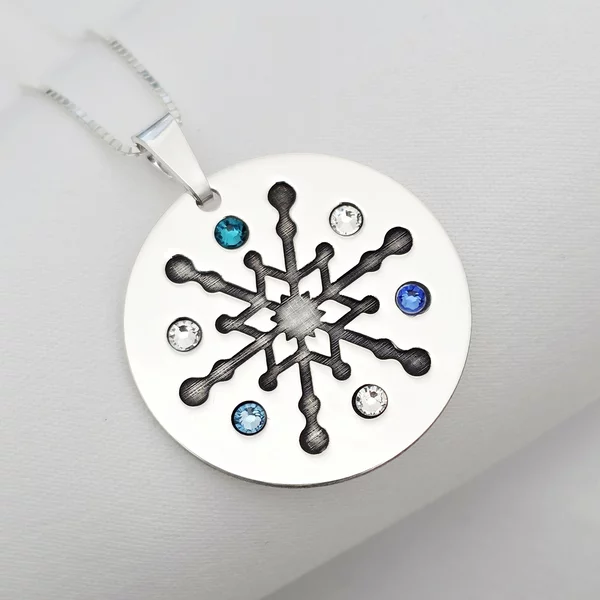 Lánc személyre szabott karácsonyi medállal - Jégvirág - kerek modell - Ezüst 925 - Swarovski kristályok