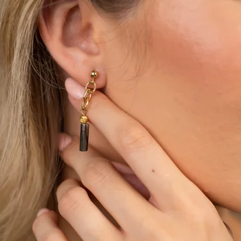 Lógó Fülbevaló Hosszúkás Gyönggyel– 18K Sárga Aranyozott 925 Sterling Ezüst - Stekkeres