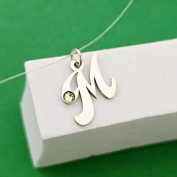 Monogramm medál szilikon szálon – 925-ös sterling ezüst – Swarovski kristály