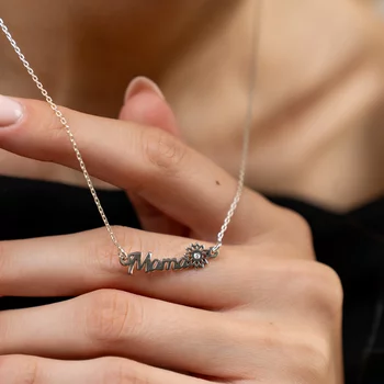 Név Nyaklánc és Virág Természetes Gyémánttal - 925 Sterling Ezüst - Körkapocs