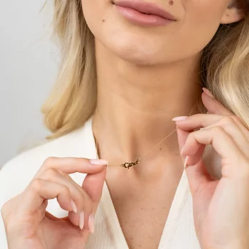 Névlánc – 3/4 betűs név – 14K sárga aranyból