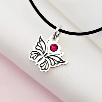 Pillangó medál nyitott szárnyakkal - Ezüst 925 - Swarovski kristály
