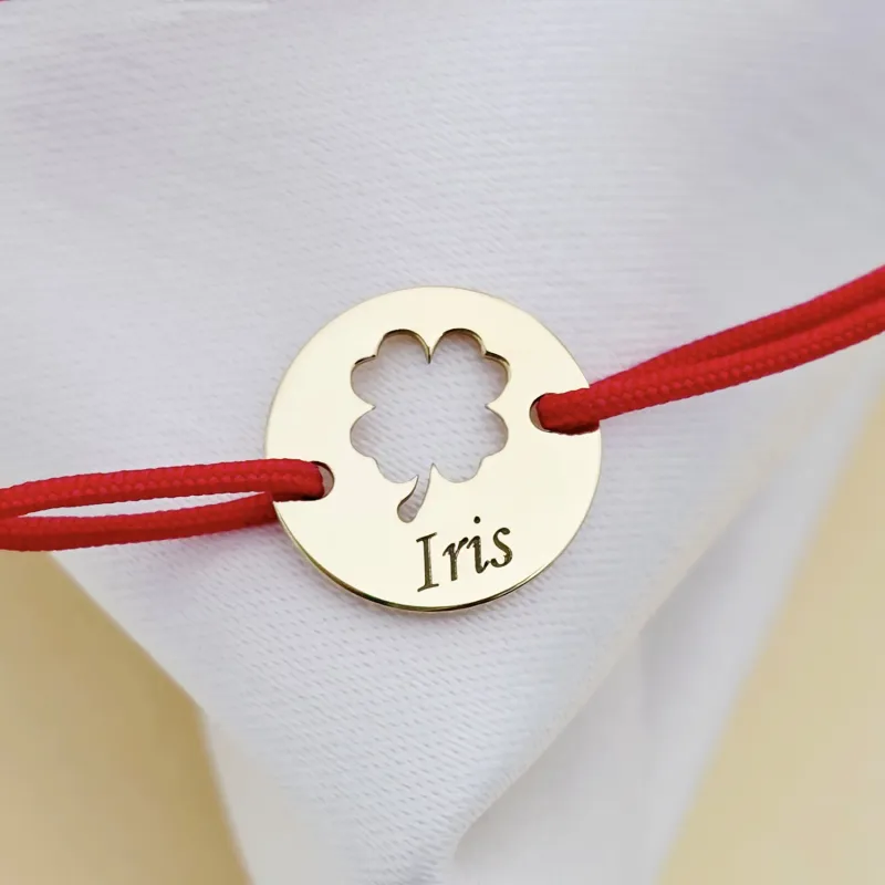 Érme Karkötő - Kivágott Lóhere és Név - 12 mm - 18K Sárga Aranyozott Sterling Ezüst - Állítható Zsinór