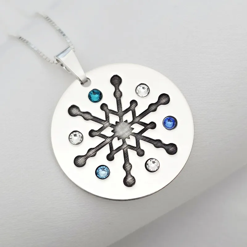 Lánc személyre szabott karácsonyi medállal - Jégvirág - kerek modell - Ezüst 925 - Swarovski kristályok