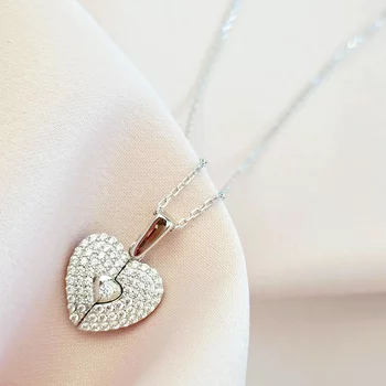 Sparkle Wings Medál – Cirkónia Kristályok és Ródiumozott 925 Sterling Ezüst