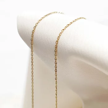 Személyre szabott névlánc - 5-6 betűs - Elegáns betűtípus - 9K Sárga Arany